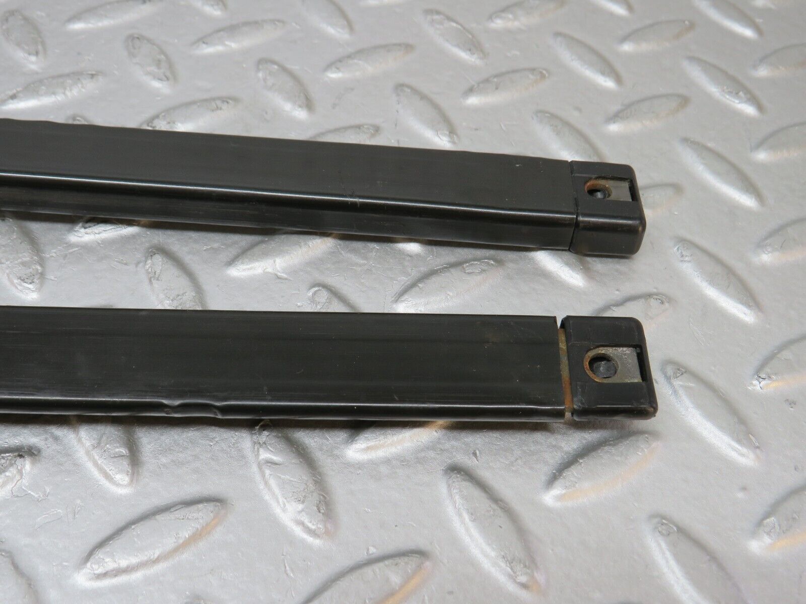 37972 Mercedes-Benz A124 320E Cabriolet Front Seat Belt Runner Pair