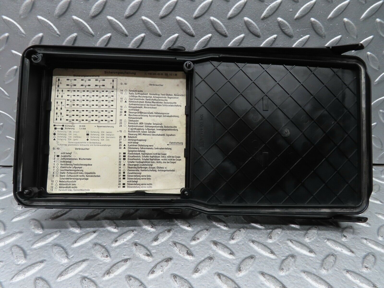 19684 Mercedes-Benz C140 CL420 Coupe Fuse Box Lid 1405450173