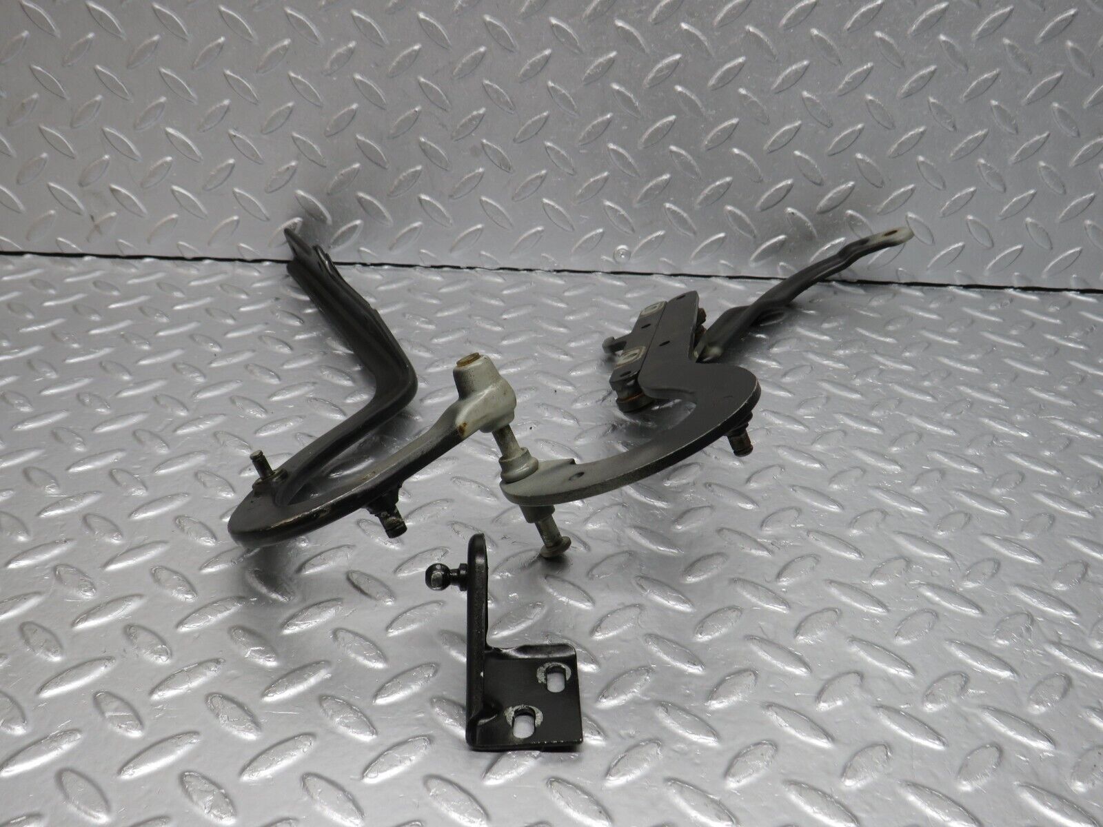 39795 Mercedes-Benz R129 320SL Coupe Trunk Boot Soft Top Hinge Left Side