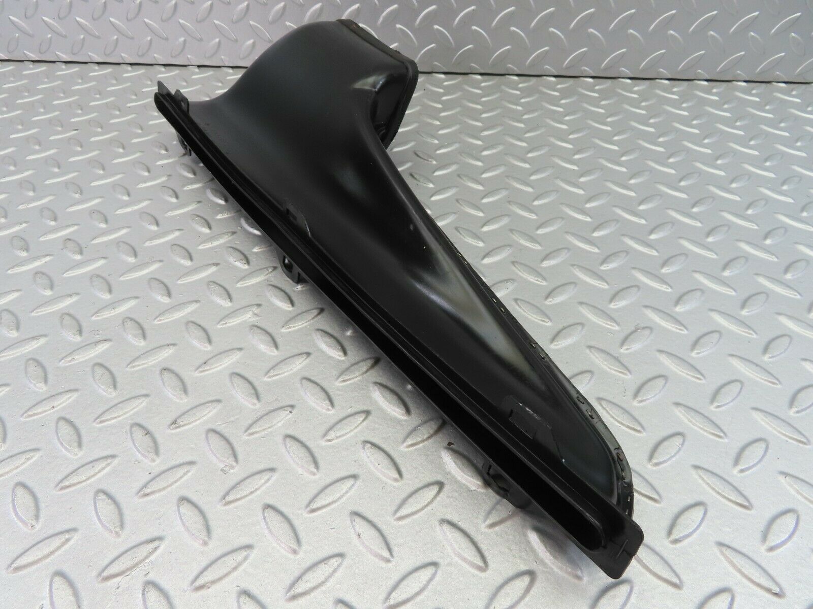 7455 Mercedes-Benz W116 450SE Dashboard Ventilation Duct Left 1168300319