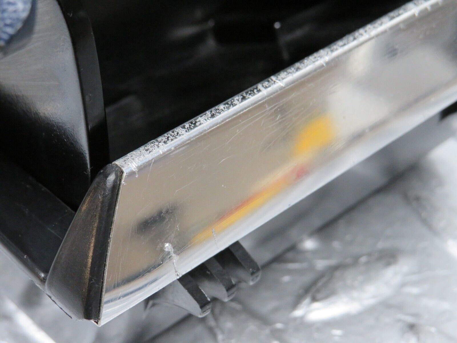 31022 Mercedes-Benz W123 230E Rear Door Ashtray Blue