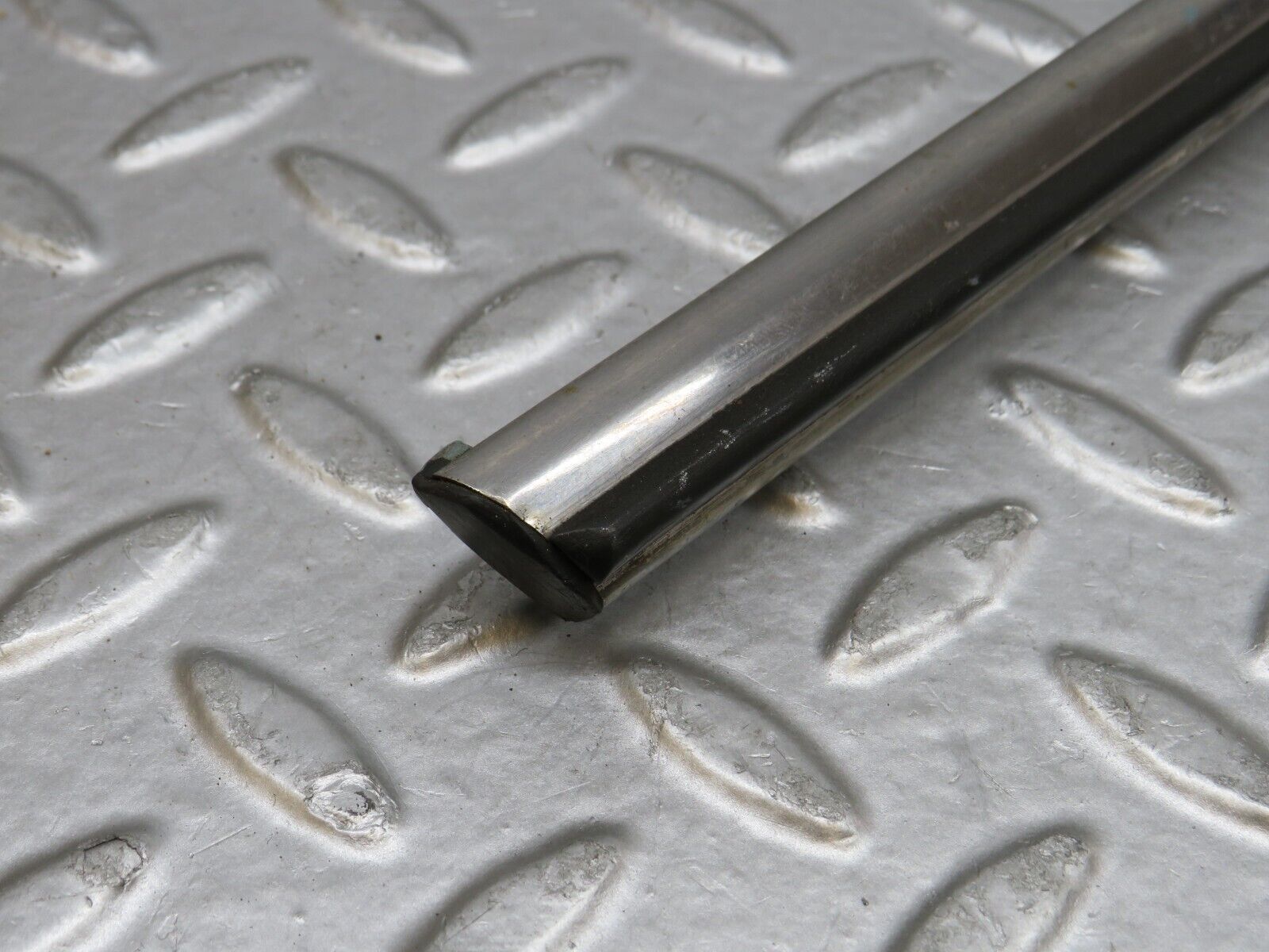 35775 Mercedes-Benz W108 Rear Right Door Centre Moulding Trim