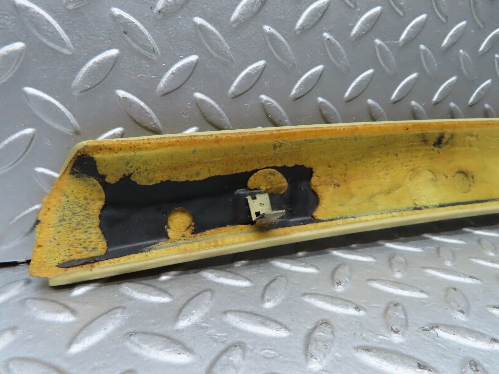 21046 Mercedes-Benz W123 230E A Pillar Cover Right Side Beige