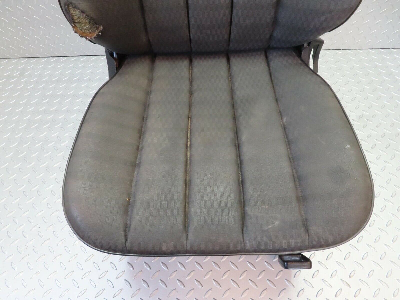 14793 Mercedes-Benz W201 190E Front Right Driver Seat