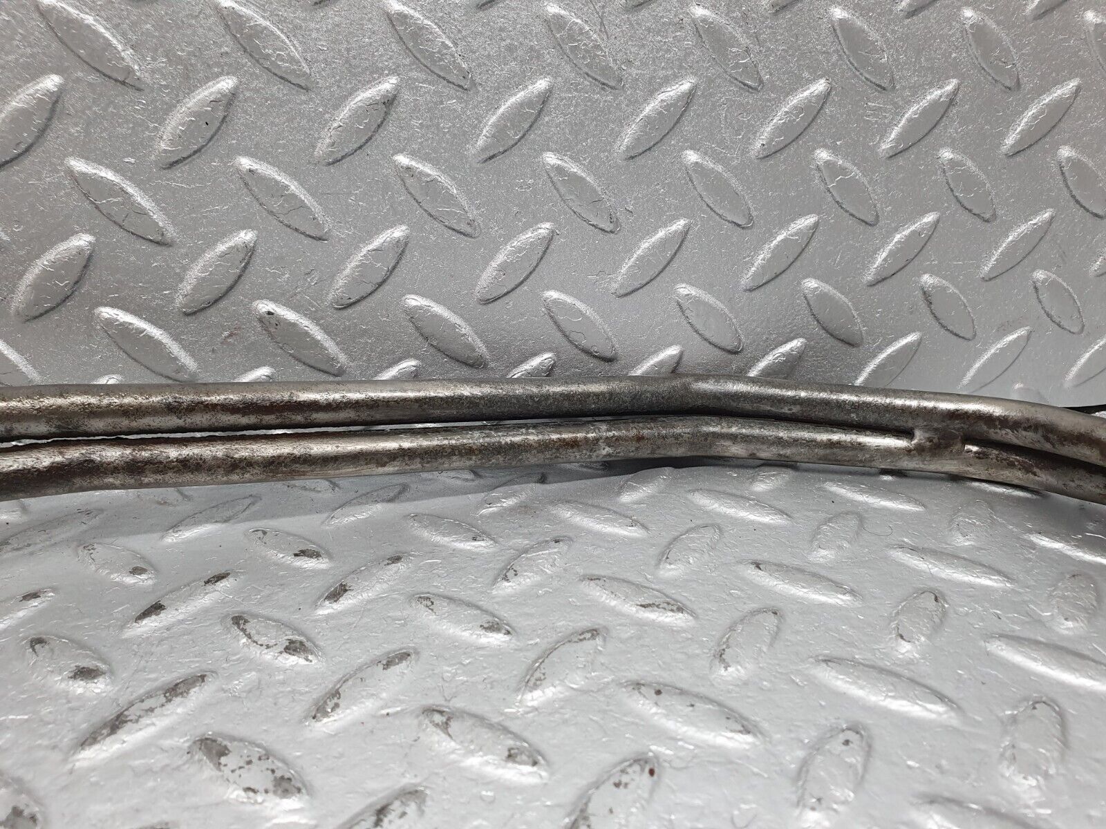 41194 Mercedes-Benz W126 300SE Oil Cooling Pipe Line