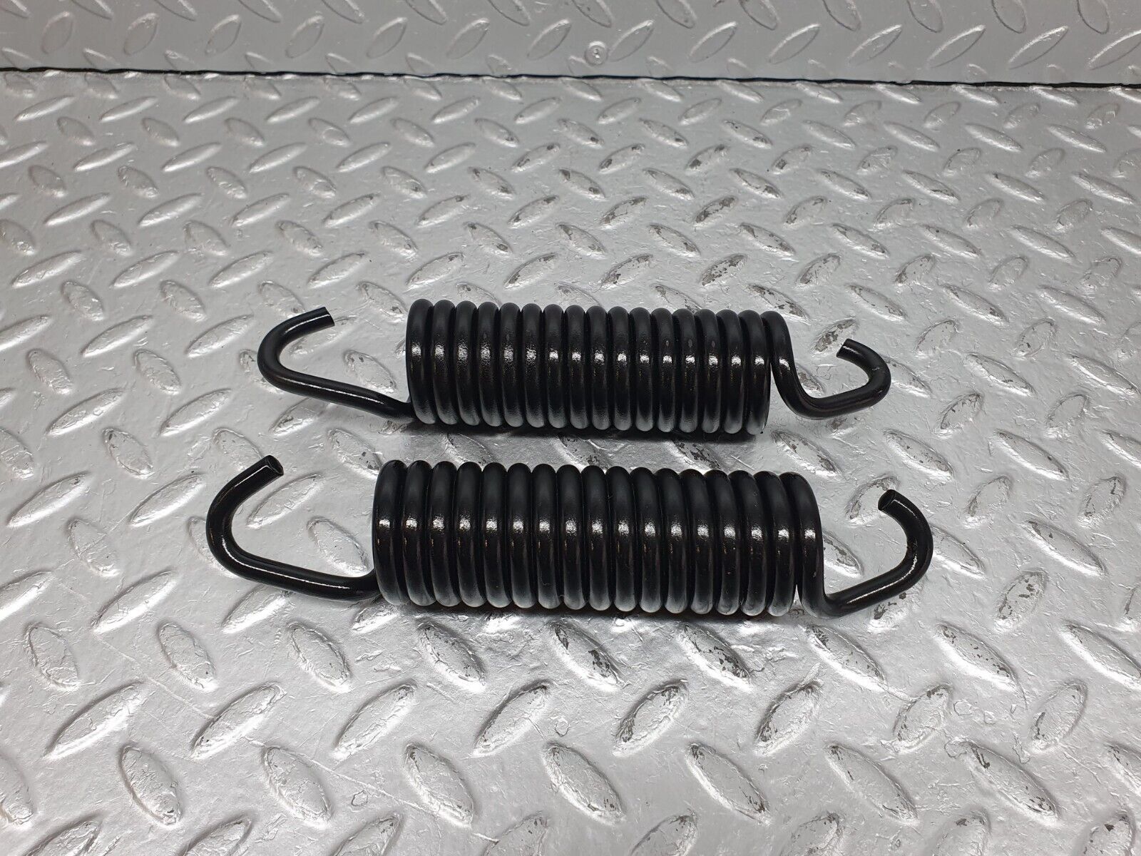 41165 Mercedes-Benz W126 300SE Bonnet Hinge Spring