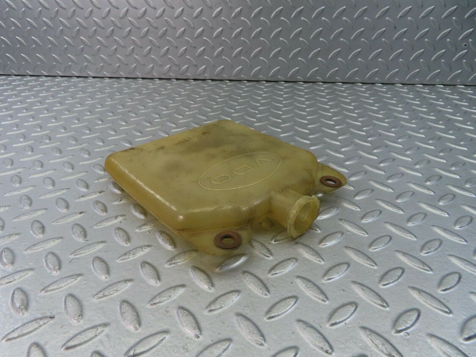 8943 Mercedes-Benz W108 Windscreen Washer Fluid Reservoir