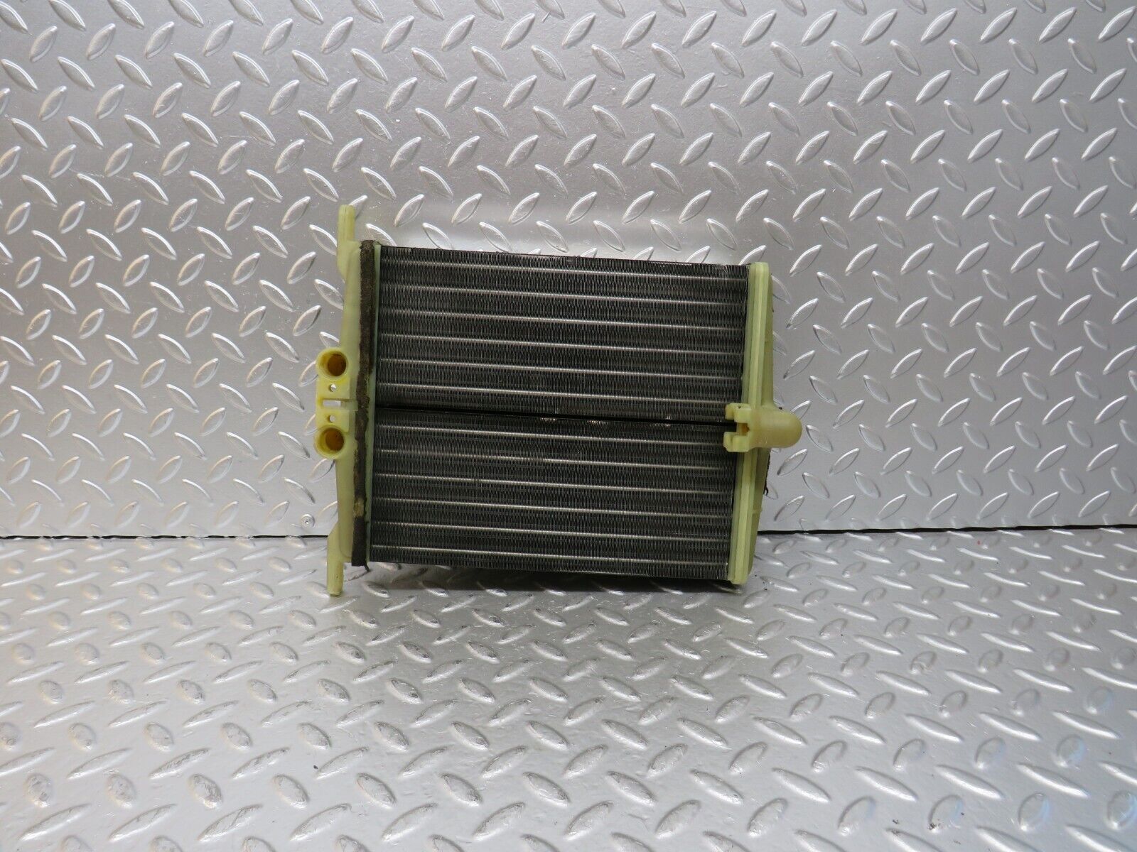 25012 Mercedes-Benz W140 S320 Heater Radiator Behr