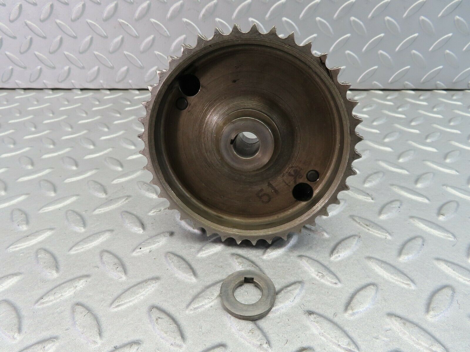 8038 Mercedes-Benz W115 220D Injection Pump Gear Sprocket