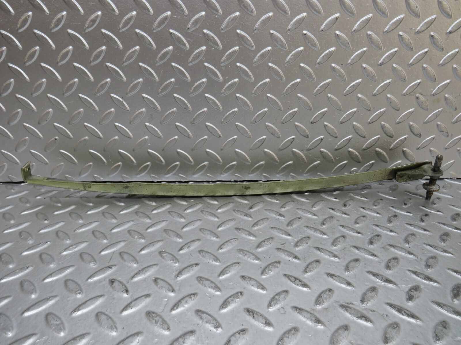 29192 Mercedes-Benz C124 320CE Coupe Left Door Window Channel