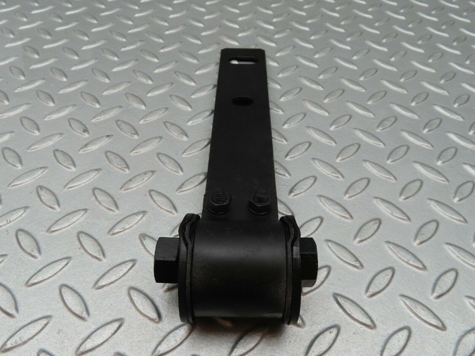 3605 Mercedes-Benz W108 280SE Stabilizer Bar Mounting Front Axle