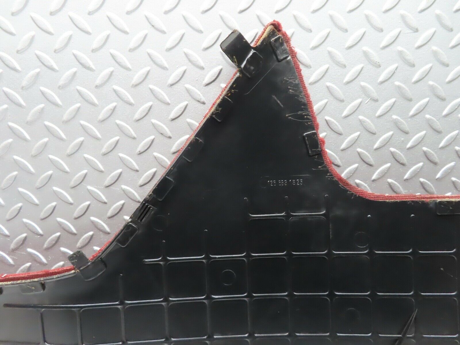 21557 Mercedes-Benz W126 300SE Centre Console Carpet Left Side 1266831525