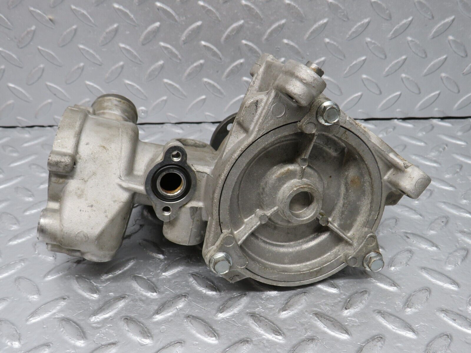 38554 Mercedes-Benz R129 280SL Coupe Water Pump