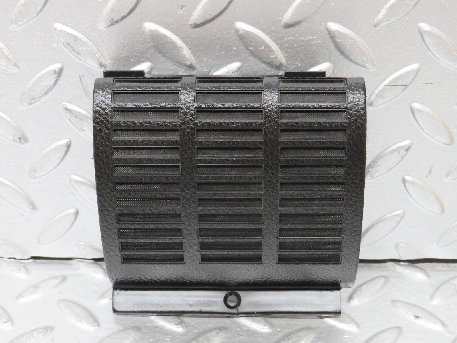 26191 Mercedes-Benz W116 450SE Dashboard Speaker Cover Left Side 1166801739