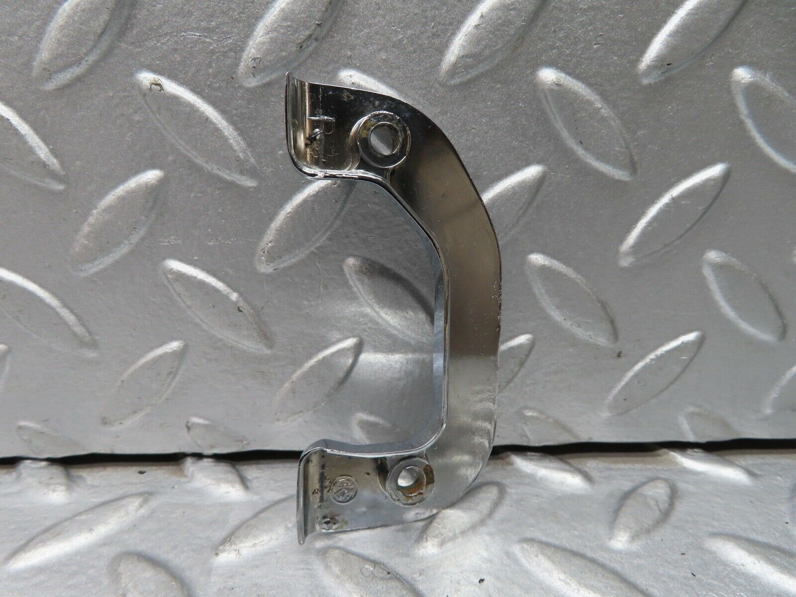 17545 Mercedes-Benz W116 450SEL Right Door Interior Chrome Latch Trim