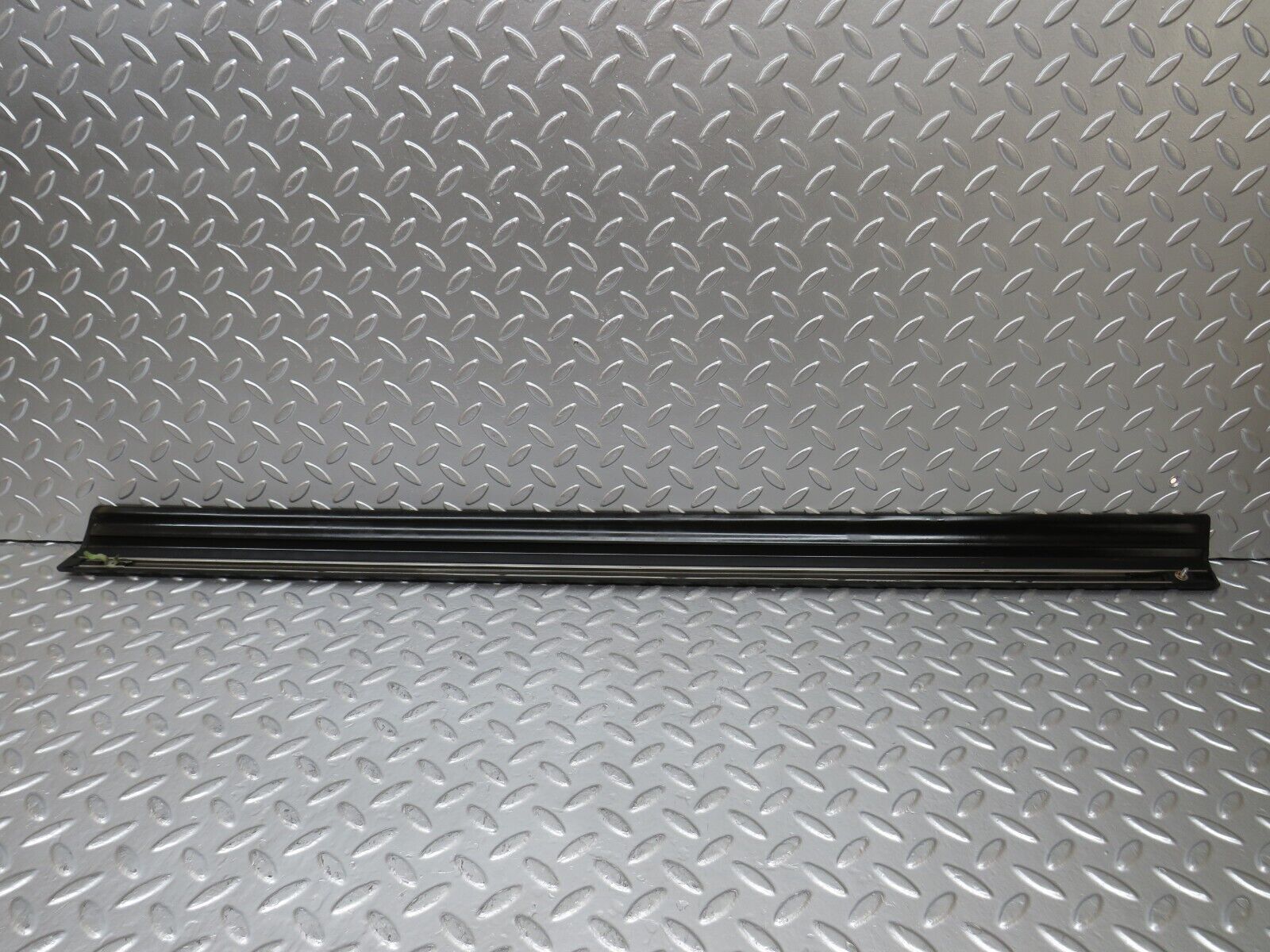 25599 Mercedes-Benz W123 200 Front Left Door Lower Moulding Trim