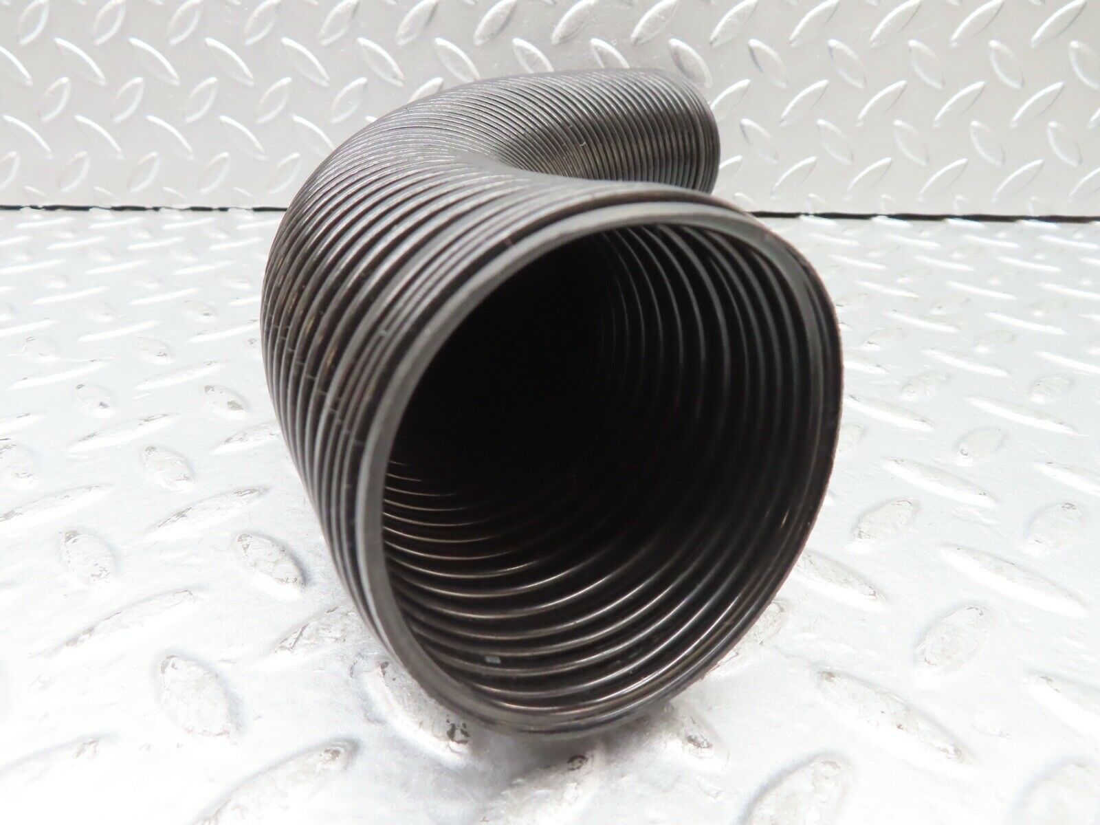 20428 Mercedes-Benz W114 280CE Coupe Dash Air Vent Pipe Right Side