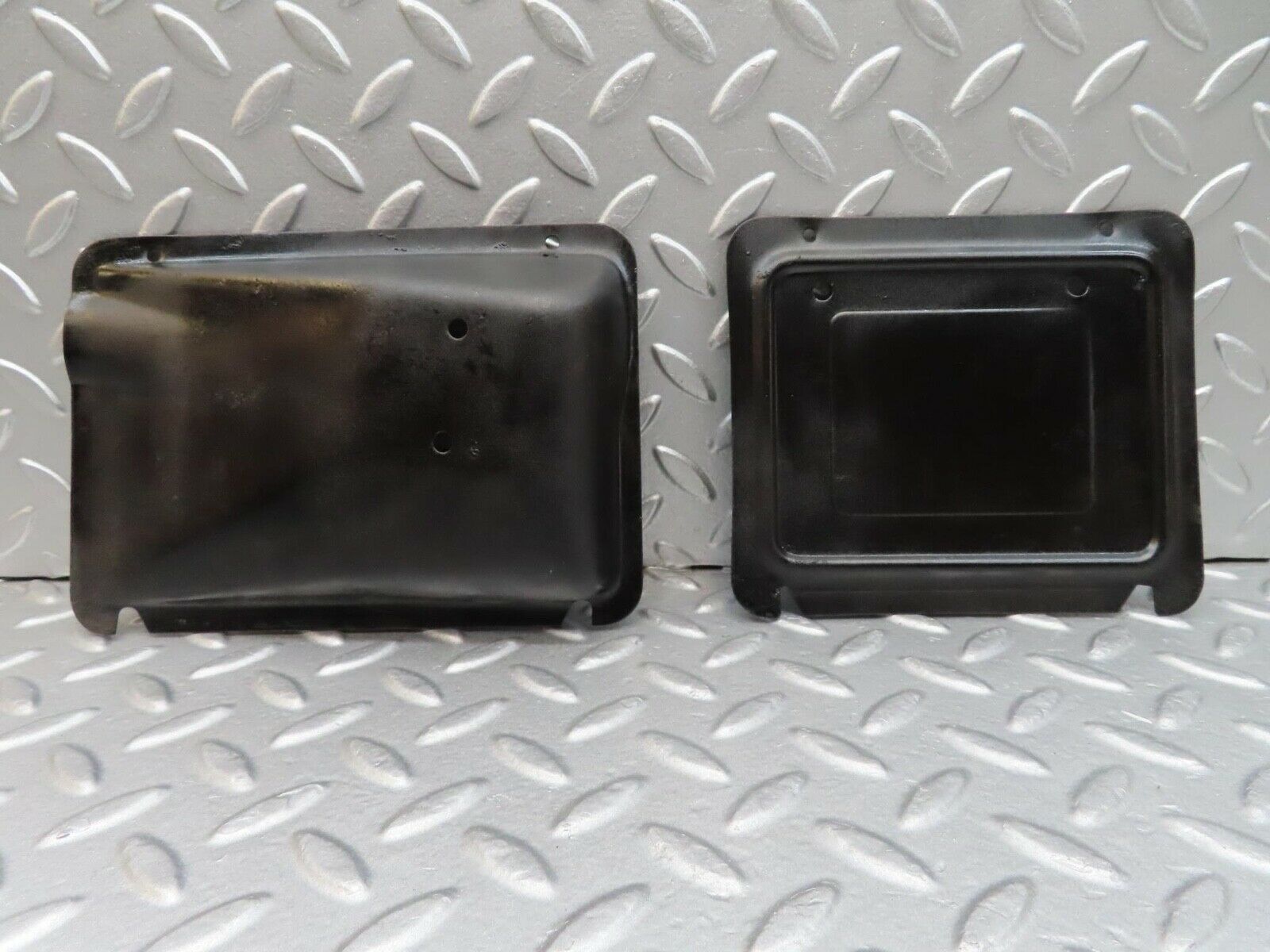 13981 Mercedes-Benz C107 280SLC Trunk Boot Access Panels