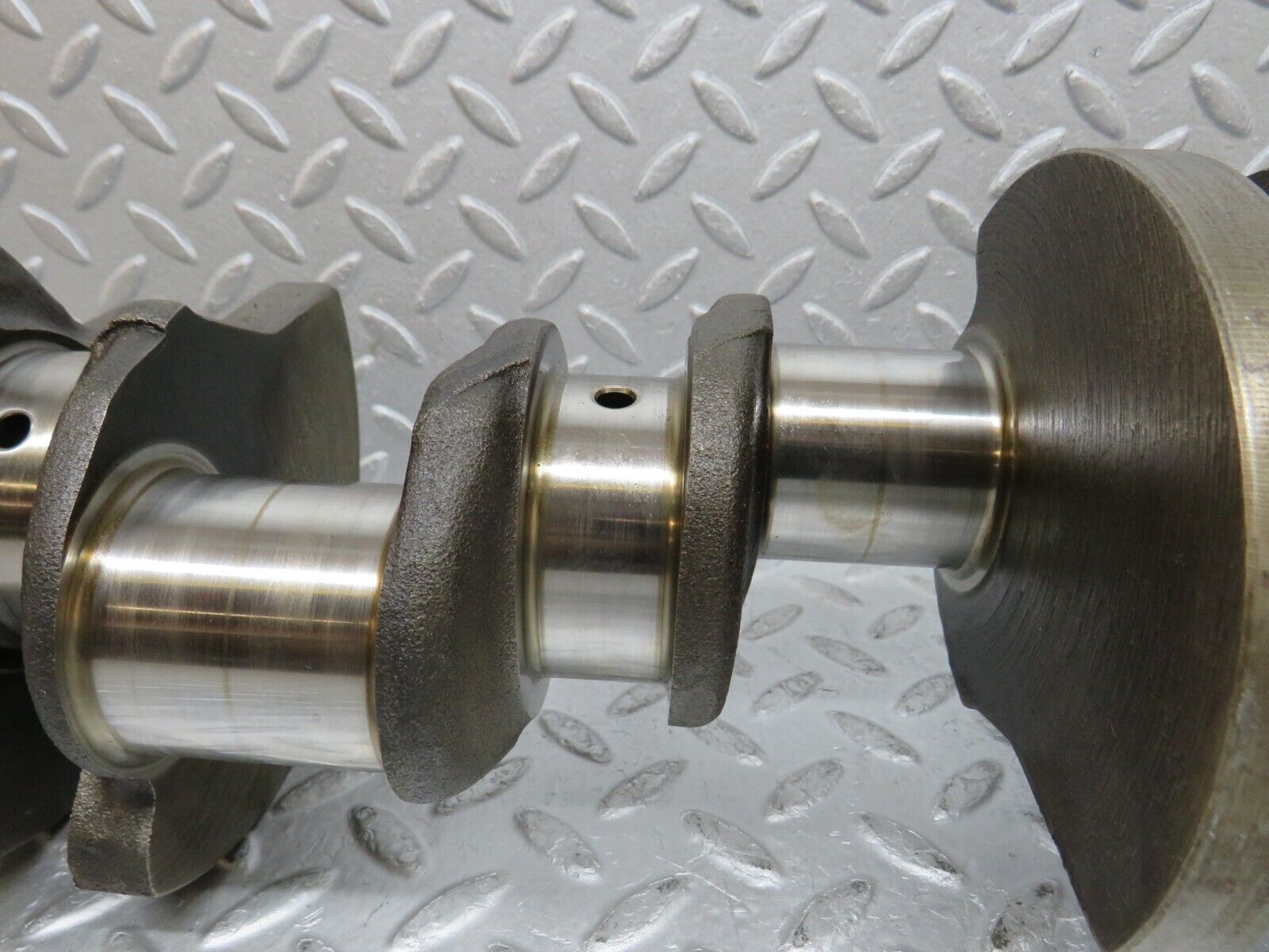 37668 Mercedes-Benz W109 300SEL Crankshaft 1160311001