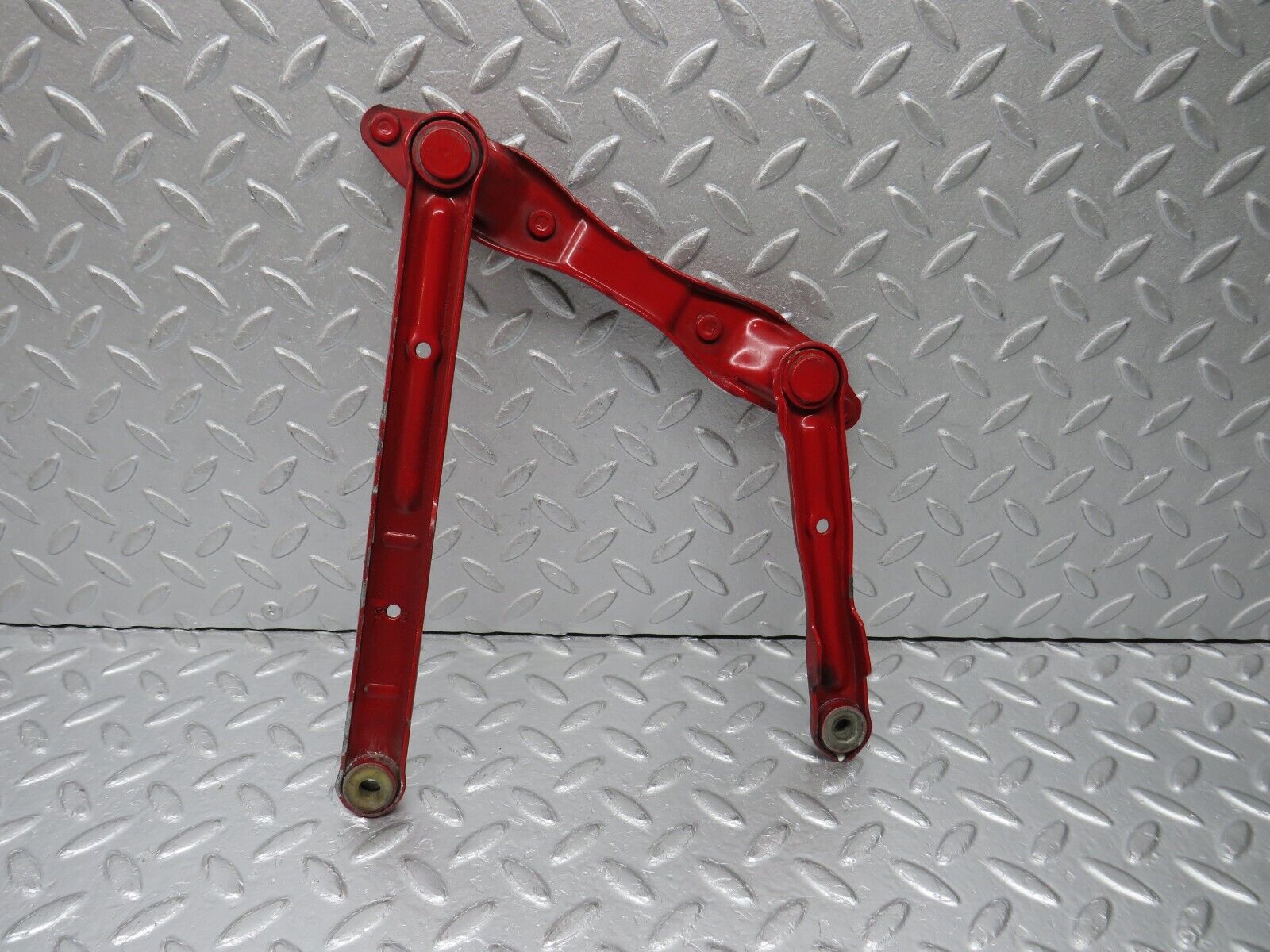 38770 Mercedes-Benz W201 190E 2.6L Bonnet Hinge Right Side