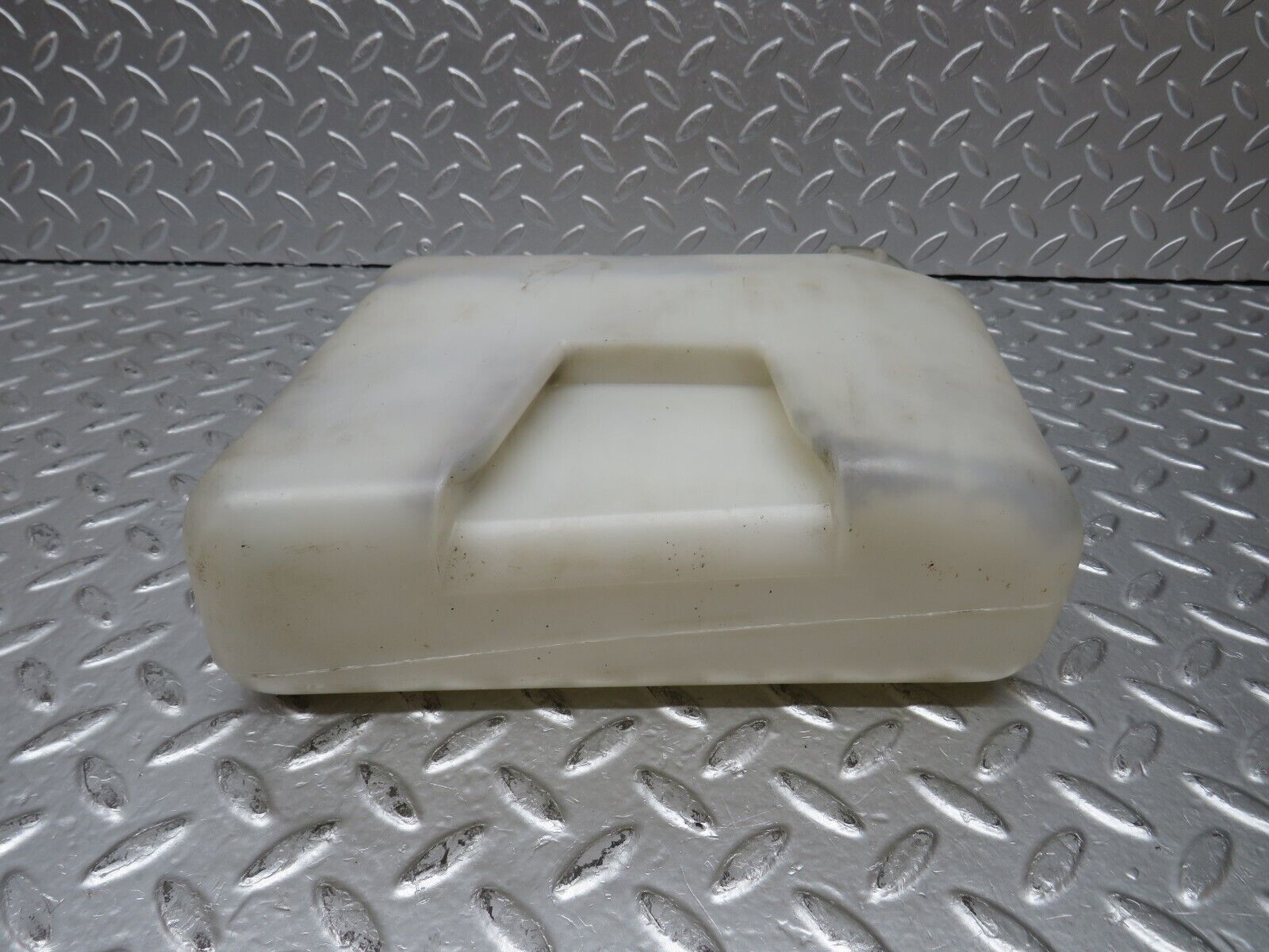 31299 Mercedes-Benz S124 220TE Rear Windscreen Washer Reservoir 1248600160