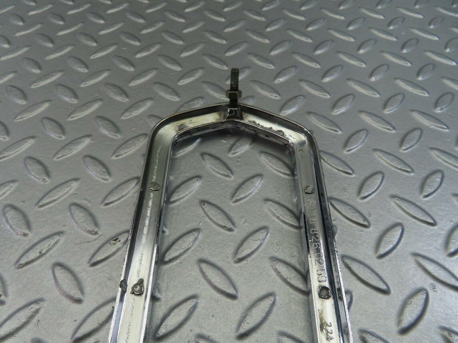 8841 Mercedes-Benz W108 Tail Light Chrome Frame Right 1088260259