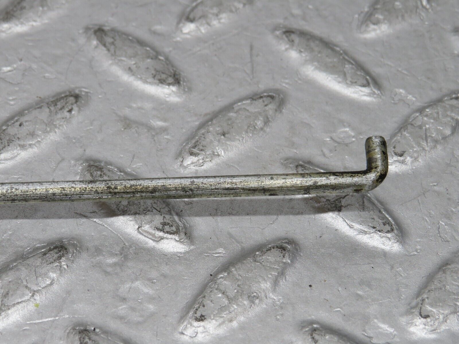 35757 Mercedes-Benz W108 Door Lock Control Bar