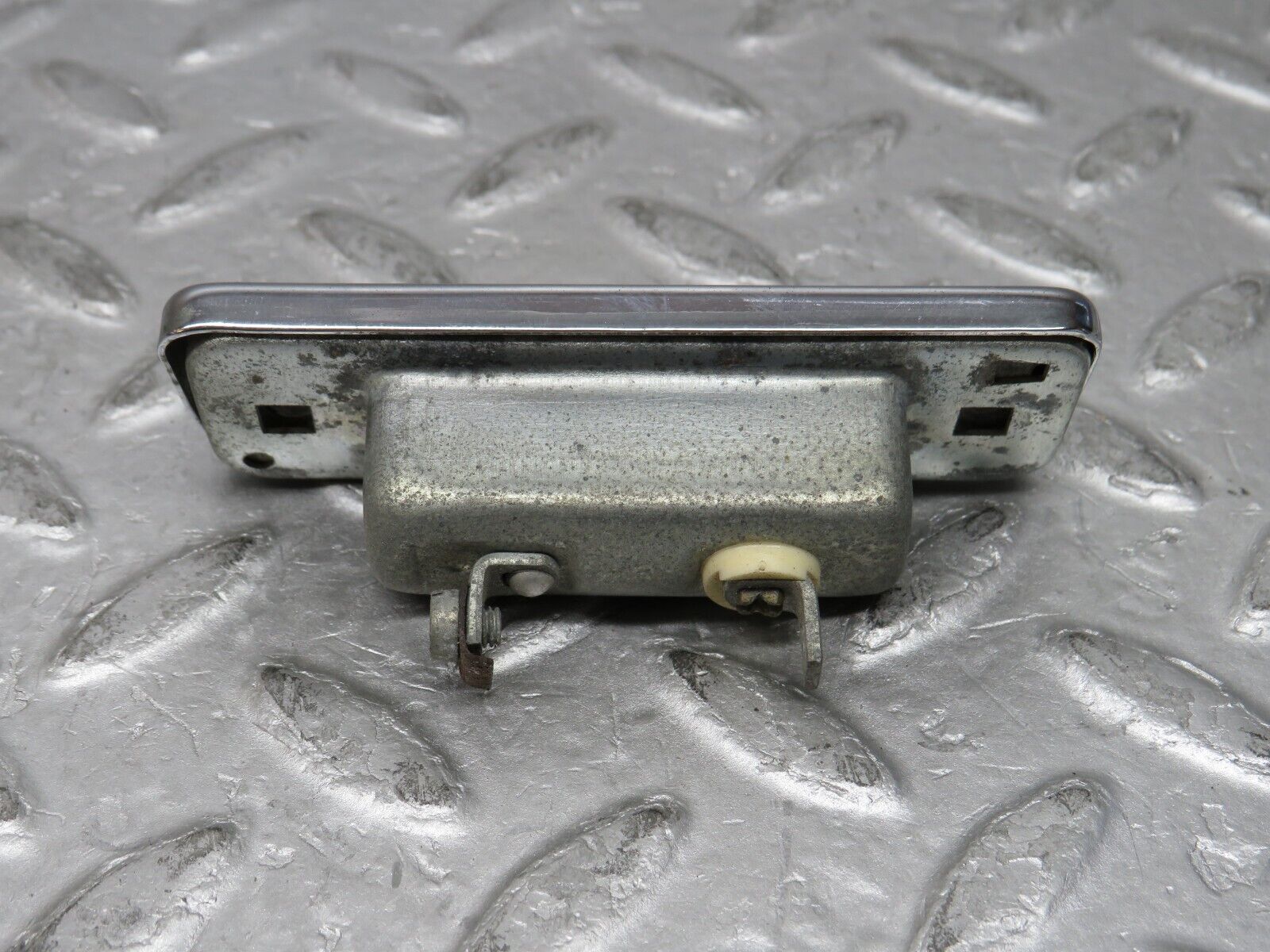 37342 Mercedes-Benz W109 300SEL number Plate Light Chrome Hella