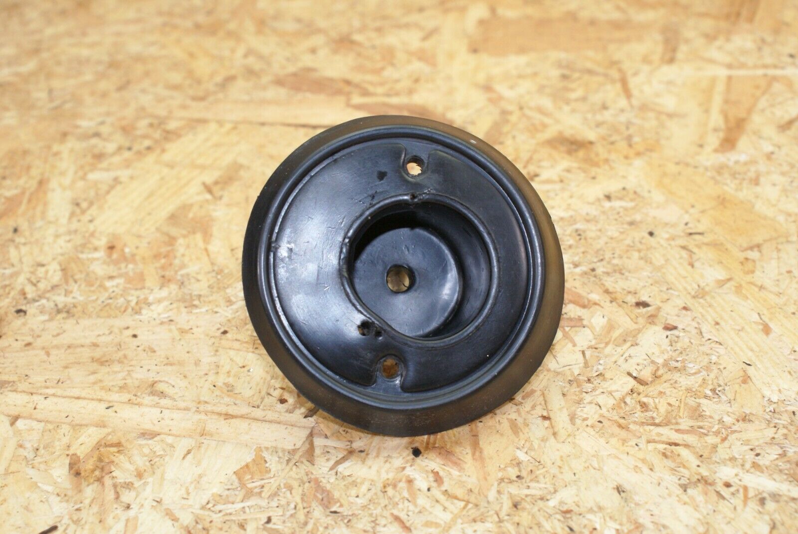 2291 Mercedes-Benz W105 219 PONTON Turn Signal Light Housing With Rubber