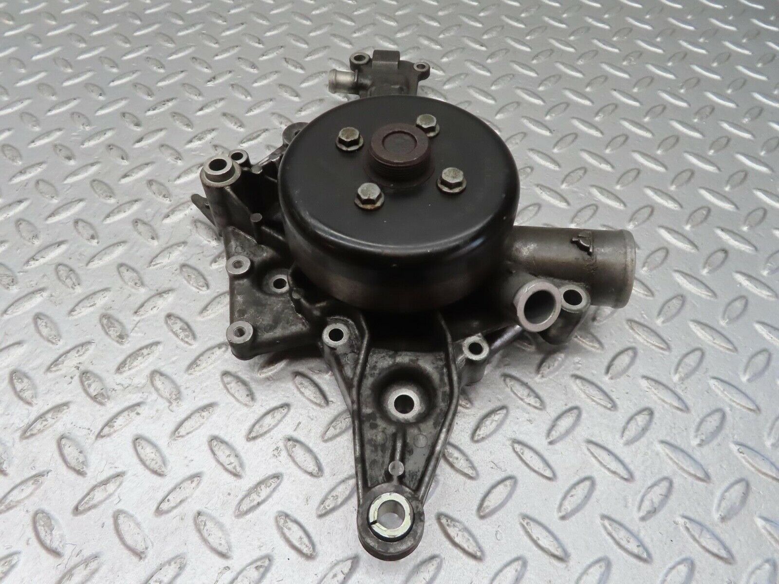 13401 Mercedes-Benz W220 S430 Water Pump With Pulley 1122010501