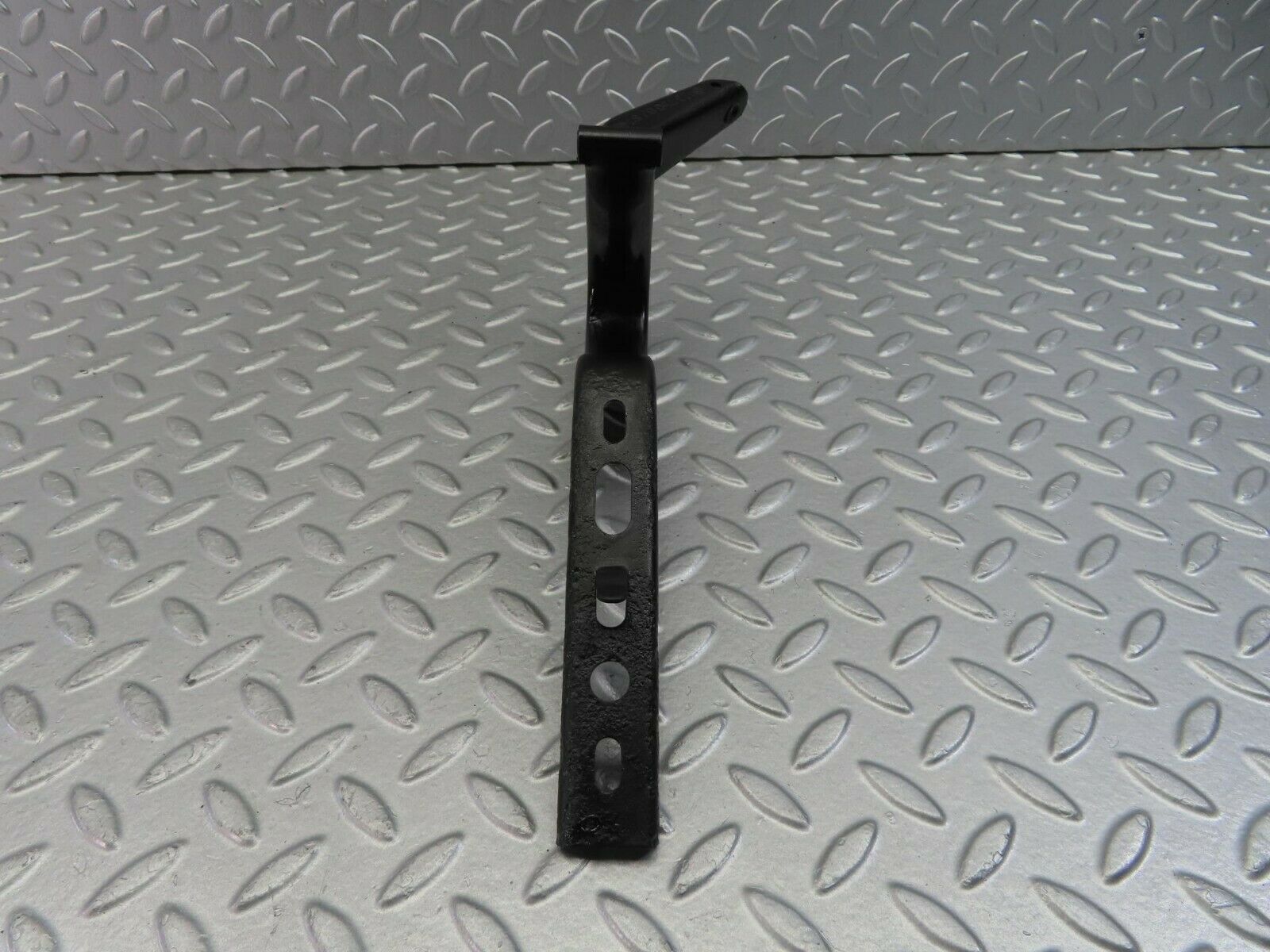 10022 Mercedes-Benz C123 230CE Coupe Trunk Lid Hinge Right Side 1237500287