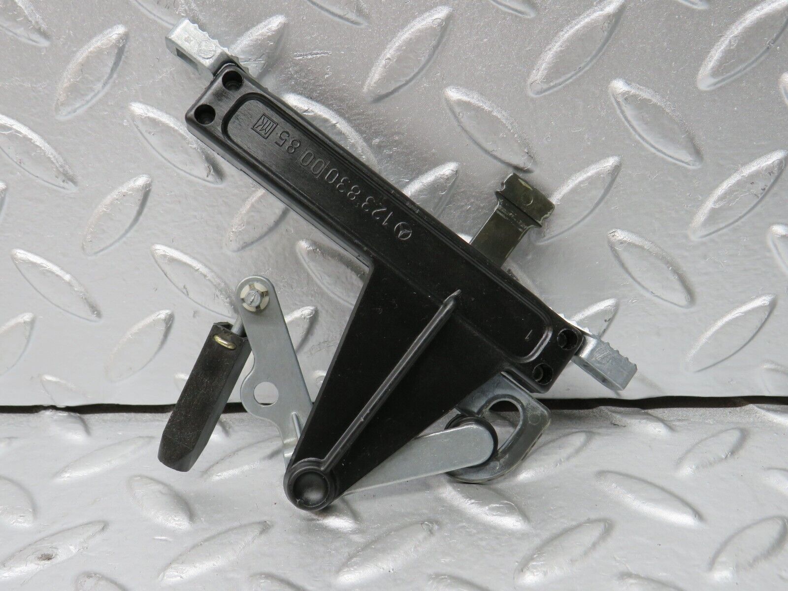 32047 Mercedes-Benz W123 230E Heater Control Switch 1238300085