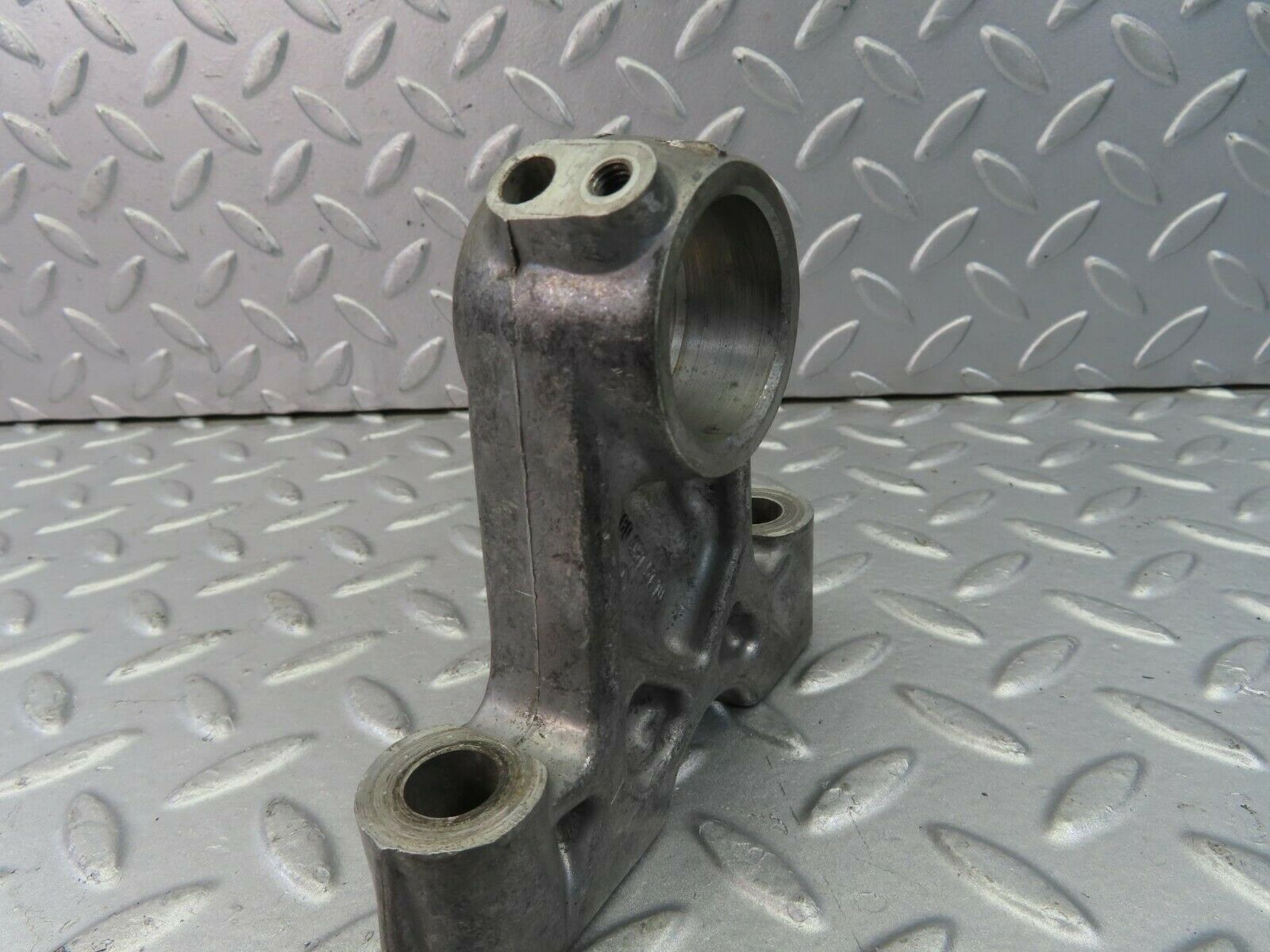 8947 Mercedes-Benz W108 Camshaft Tower Bearing 1800515110