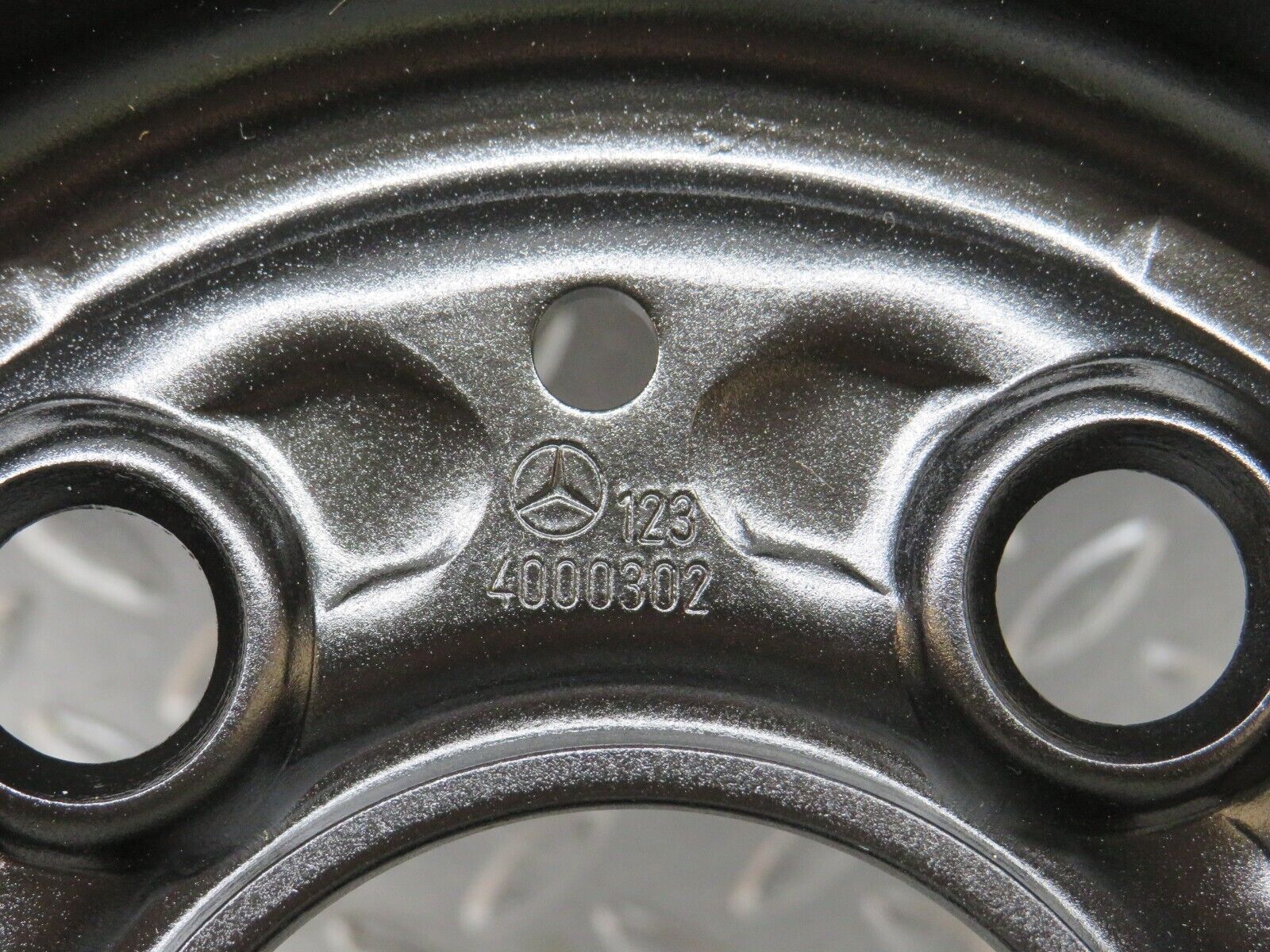 28865 Mercedes-Benz Steel Wheel 5.5Jx14H2 ET30 5x112 1234000302