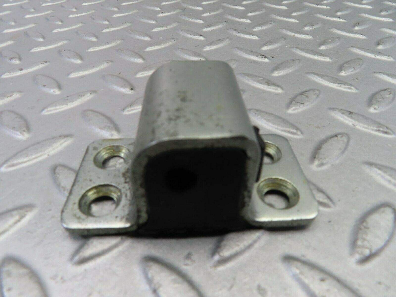 7709 Mercedes-Benz S123 230TE Wagon Door Lock Latch Left Side