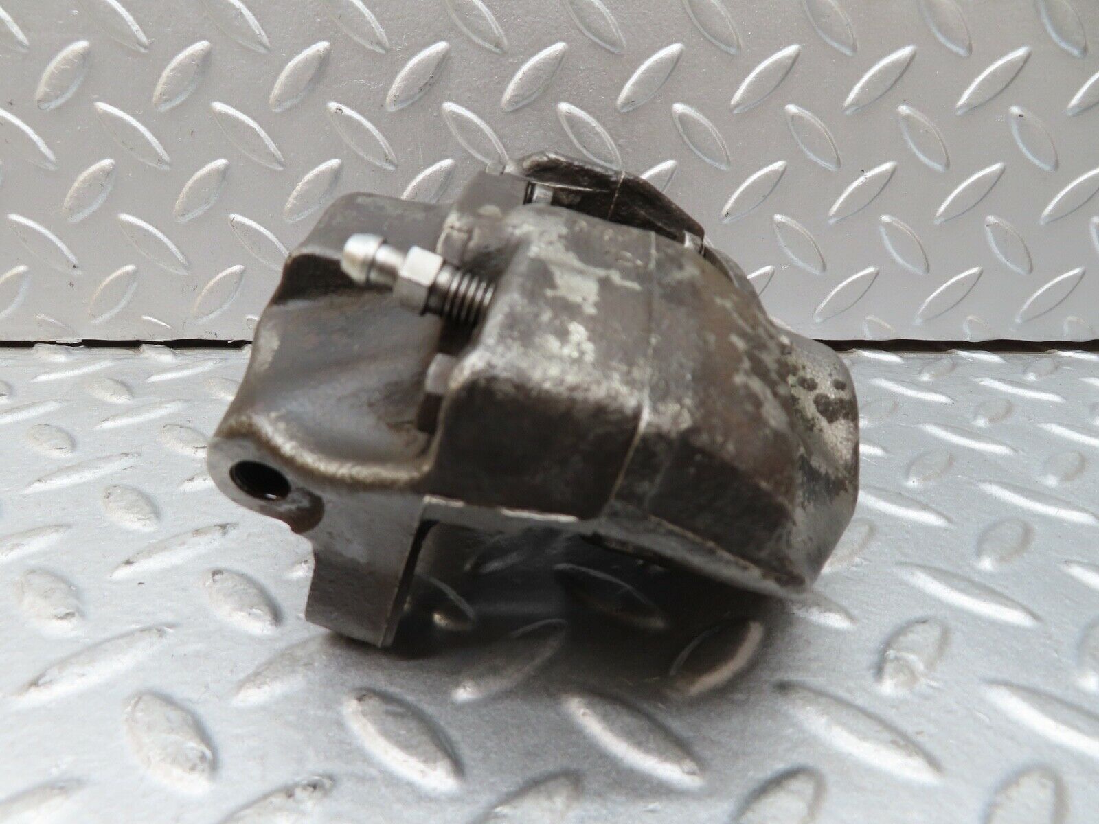 17632 Mercedes-Benz W116 450SEL Rear Right Brake Caliper ATE 38