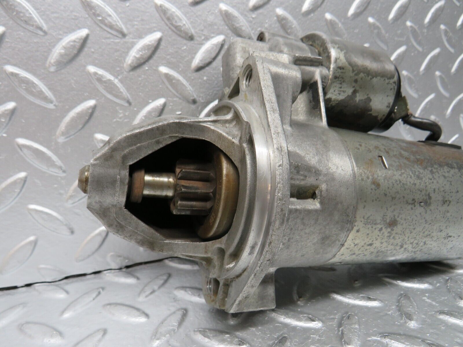 30531 Mercedes-Benz W124 230E Starter Motor Bosch 0001108003 0331303053-553