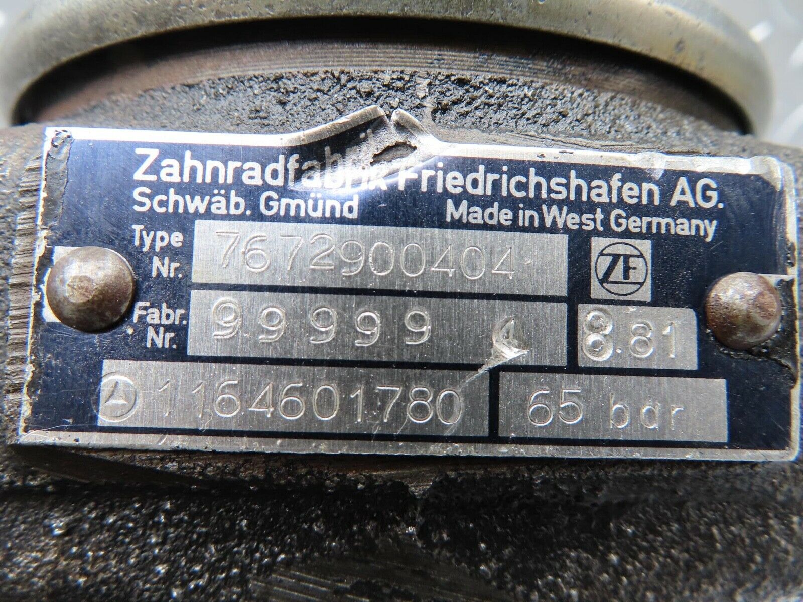 14021 Mercedes-Benz C107 280SLC Power Steering Pump 1164601780