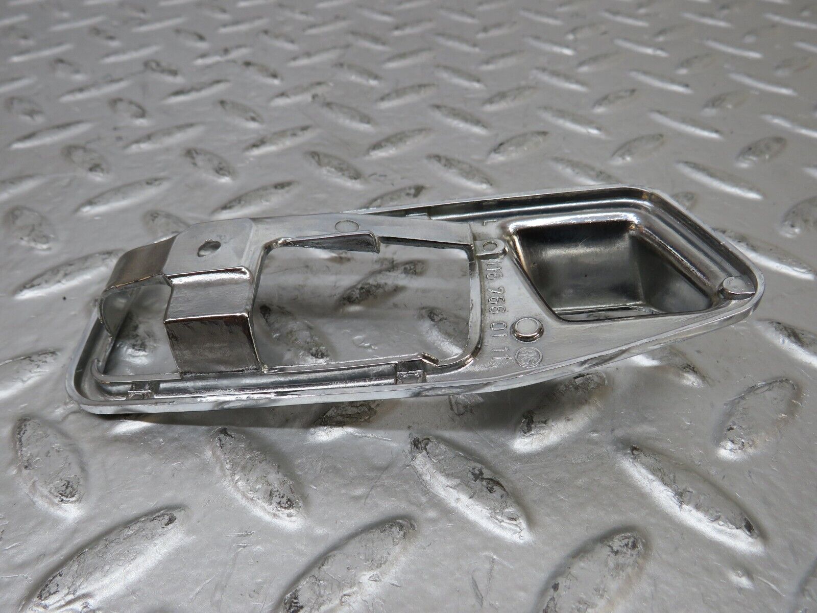 26072 Mercedes-Benz W116 450SE Chrome Frame For Door Handle Left 1167660111