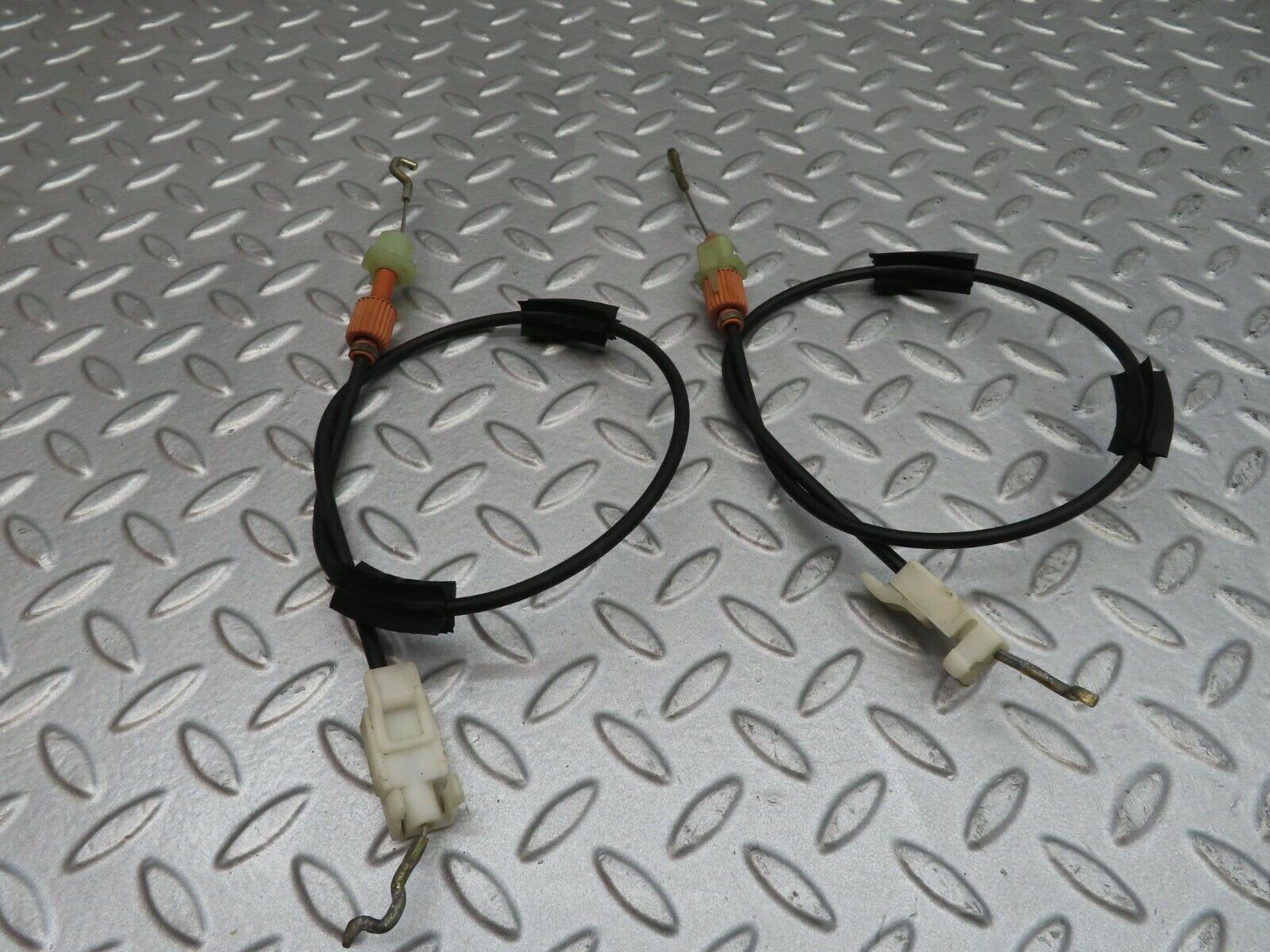 12185 Mercedes-Benz R129 300SL Coupe Heater Control Cable