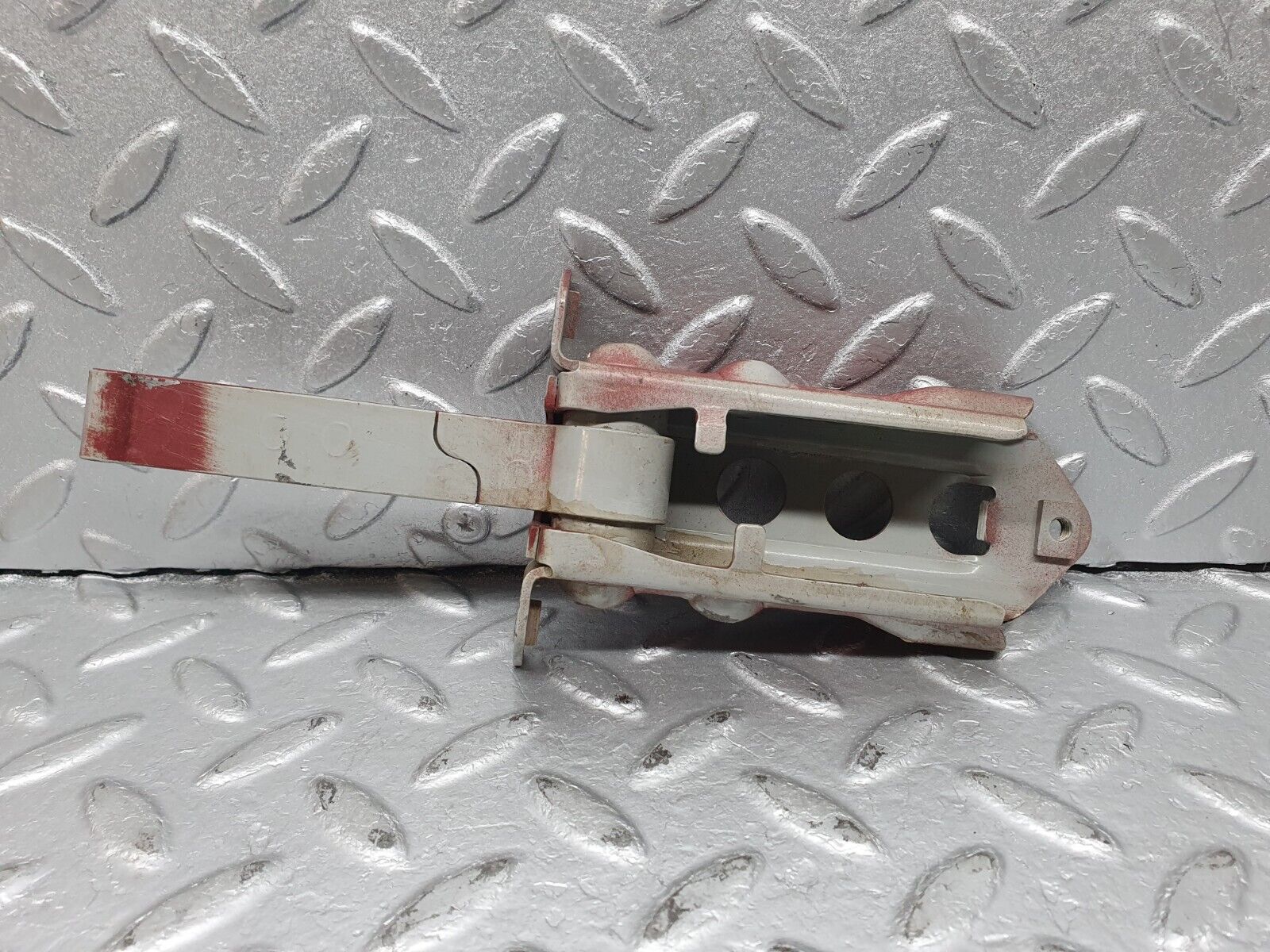 41077 Mercedes-Benz W126 300SE Door Safety Check Strap Rear