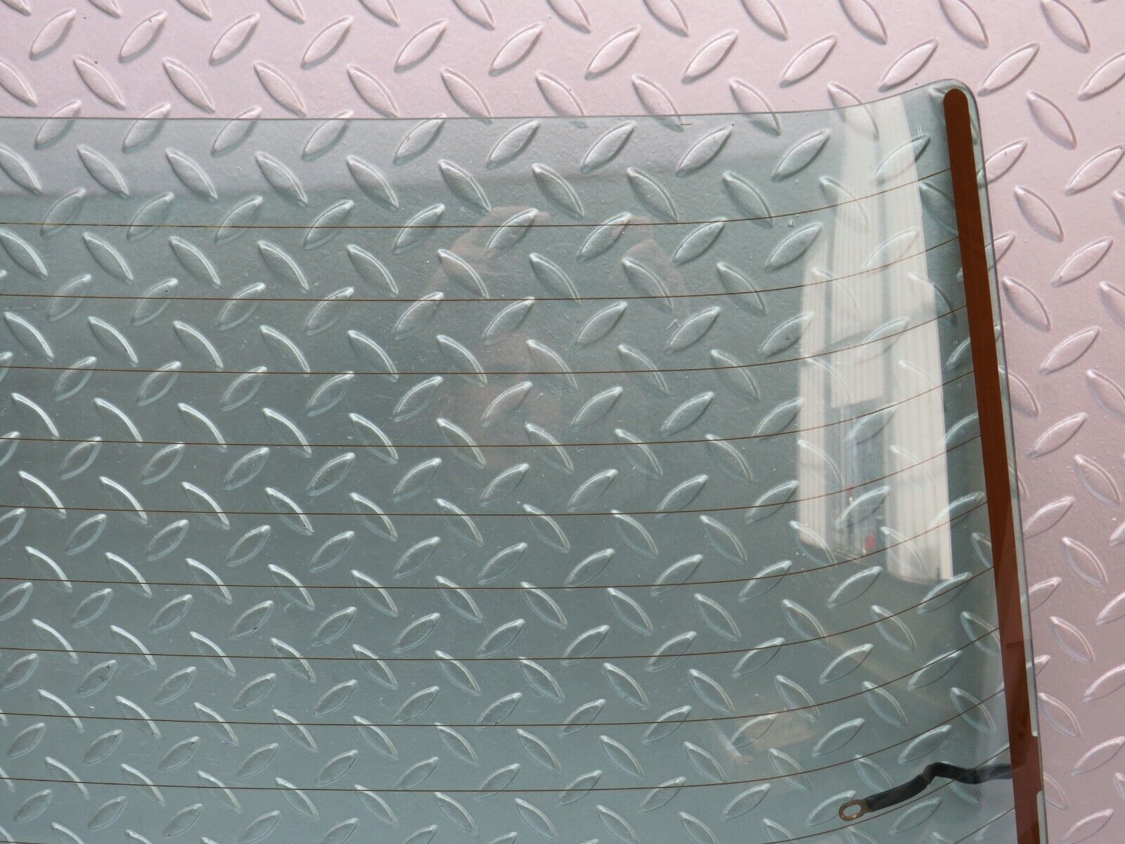 33806 Mercedes-Benz W201 190E 2.0L Rear Heated Windscreen Glass