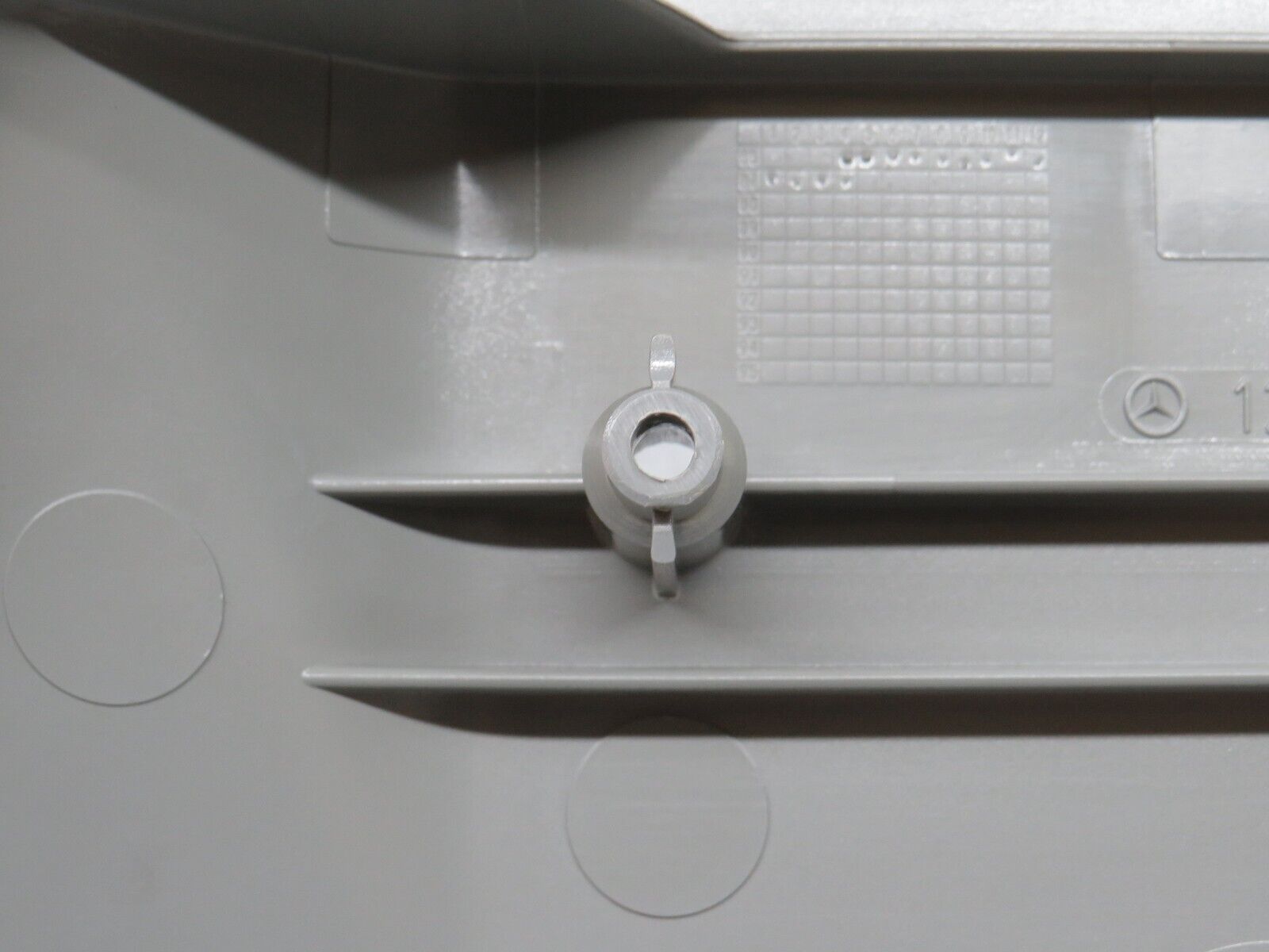 32323 Mercedes-Benz S124 300TE B Pillar Lower Cover Left Side Grey 1246920322