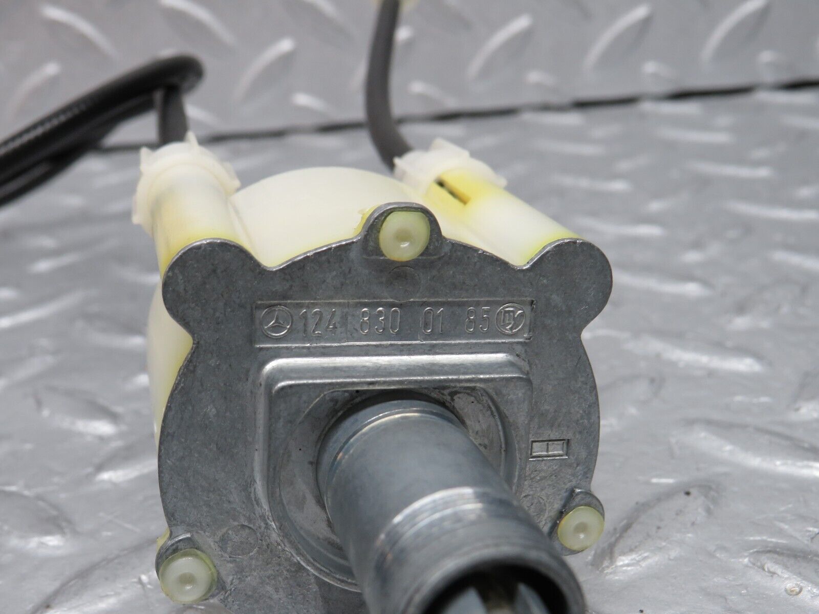 38034 Mercedes-Benz A124 320E Cabriolet Heater Control Unit Switch 1248300185