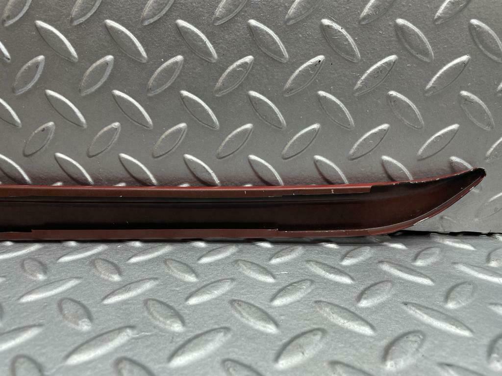 0043 Mercedes-Benz W116 350SE Front Left Passenger Side Window Trim Fill