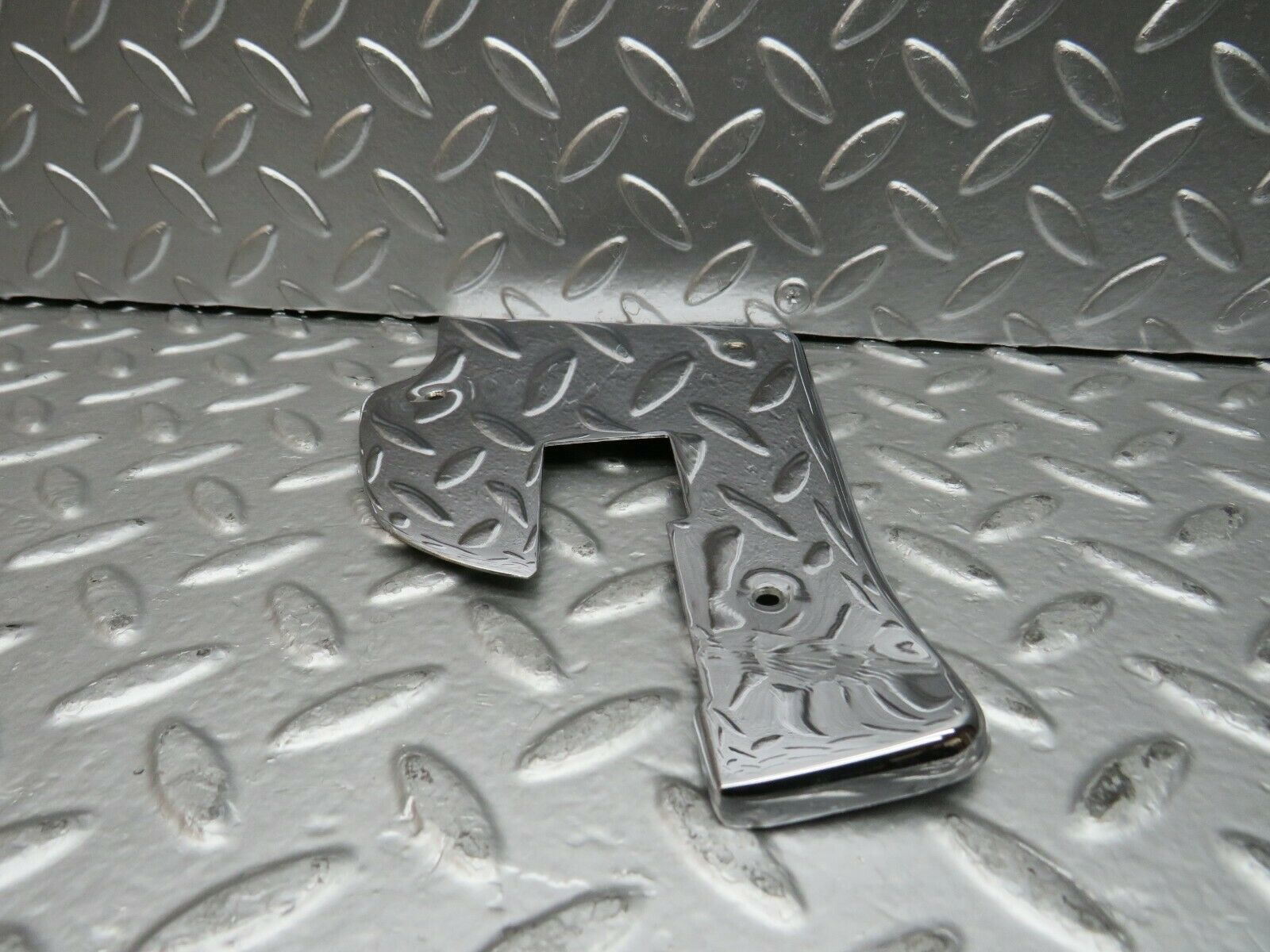 22749 Mercedes-Benz C107 450SLC Coupe Door Moulding Trim Chrome Right Side