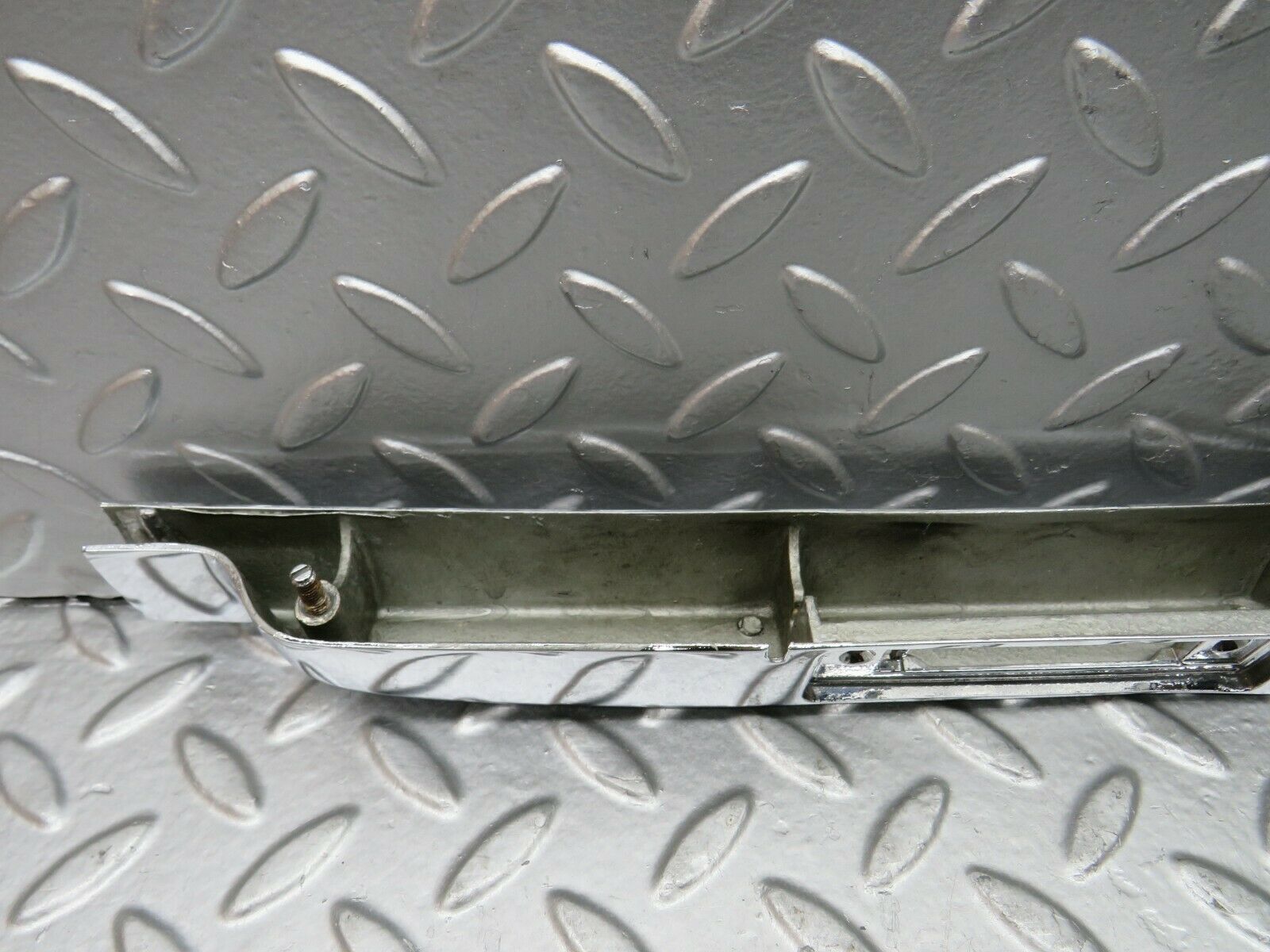 22734 Mercedes-Benz C107 450SLC Trunk Chrome number Plate Light 1076901580