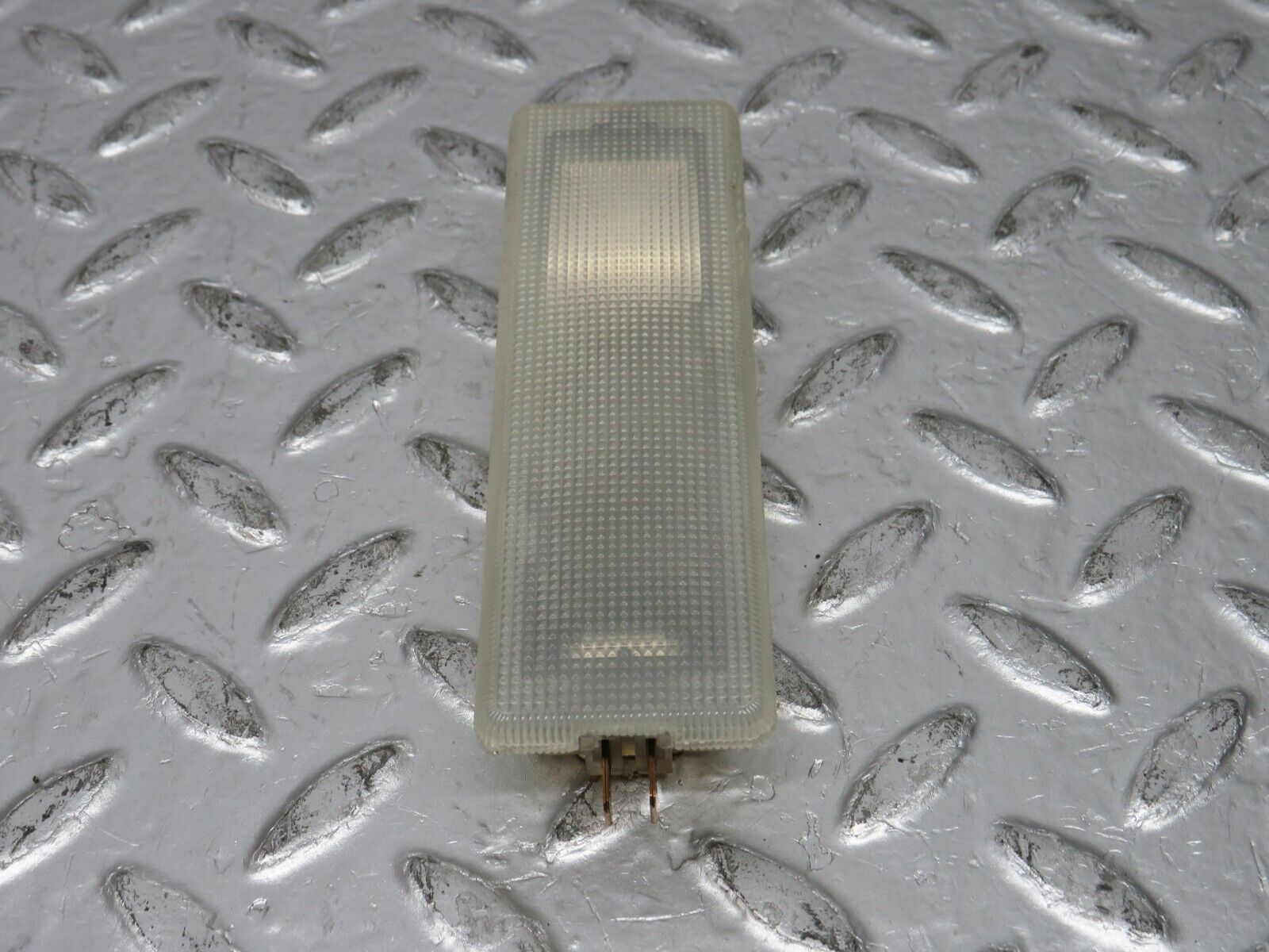 32396 Mercedes-Benz S124 300TE Wagon Rear Interior Dome Light 0018200601