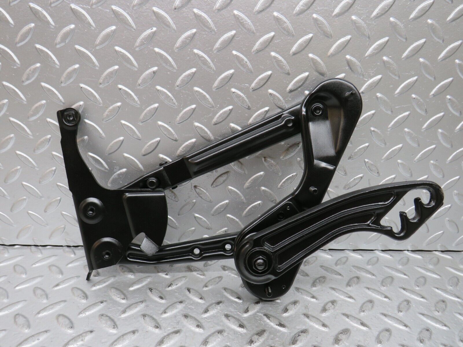 29009 Mercedes-Benz C124 320CE Coupe Bonnet Hinge Right Side 1298870274