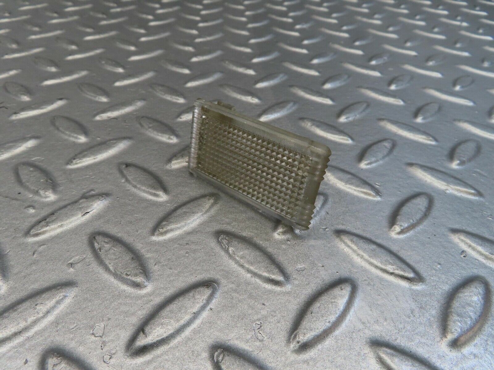 10935 Mercedes-Benz W123 230E Glove Box Light